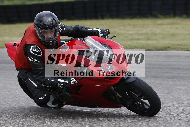 /Archiv-2025/06 18.04.2025 Speer Racing ADR/Instruktorentraining/14